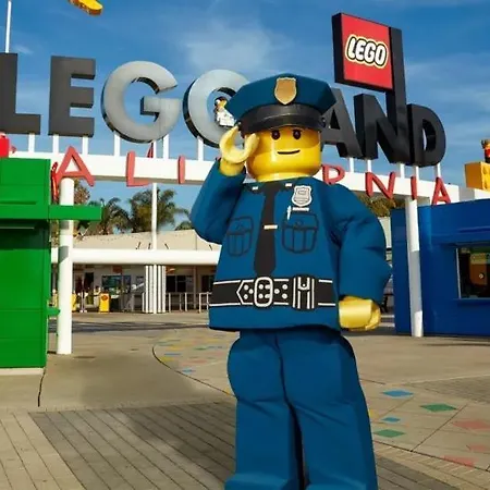 Legoland California And Castle 4*