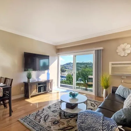 Holiday home Southern Exposure With Private Balcony Carlsbad