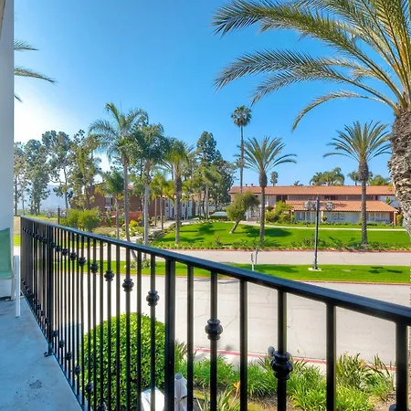 La Costa Gem - For 3 *
