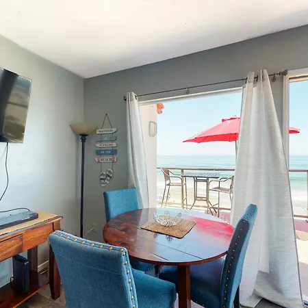 Apartment 3009 Ocean Street A Beachfront With Balcony & Deck *