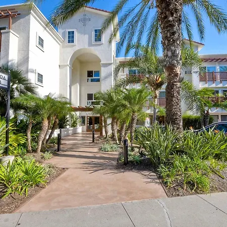 La Costa Comfort - Resort-style Living For 2 Holiday home Carlsbad