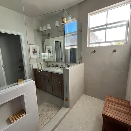 Oasis In Village Holiday home Carlsbad