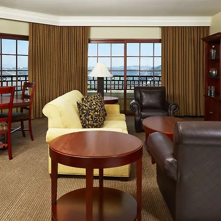 Solea, Autograph Collection 4* Carlsbad