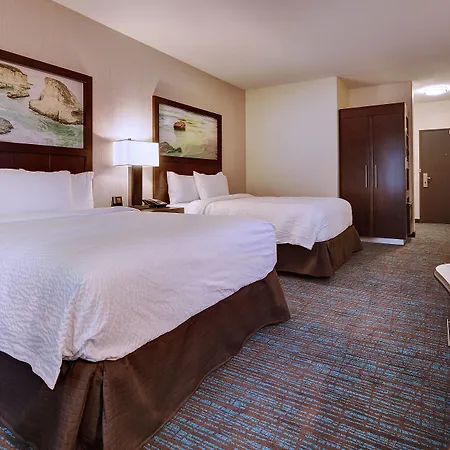 Hotel Fairfield & By Marriott San Diego