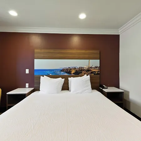 Motel Hyland Near Legoland 2*