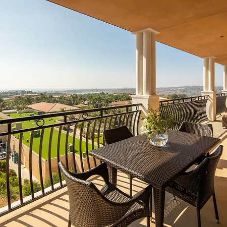 The Westin & Hotel 4*