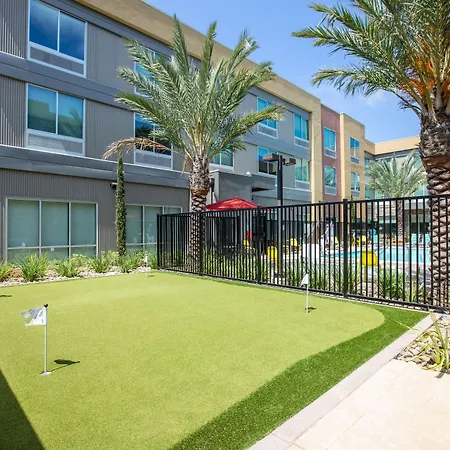 Hotel Home2 By Hilton Carlsbad, Ca 3*