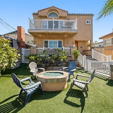 Hot Tub Ocean Views 3 Bedroom Private Holiday home Carlsbad