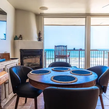 Holiday home Oceanfront On Sand, Walk To Village *