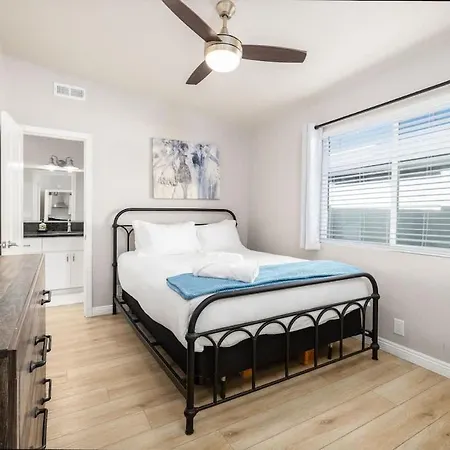 Walk To Ponto - Surf And Relax Holiday home Carlsbad