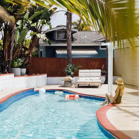 Palm Grove Luxe King, Wet & Chefs Kitchen Holiday home Carlsbad