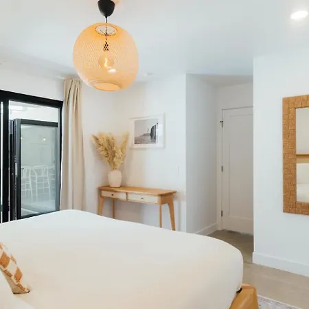 Holiday home Palm Grove Luxe King, Wet & Chefs Kitchen *