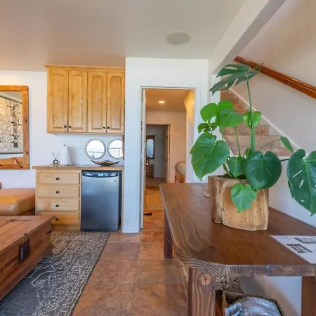 Holiday home Oceanfront On Sand, Walk To Village Carlsbad