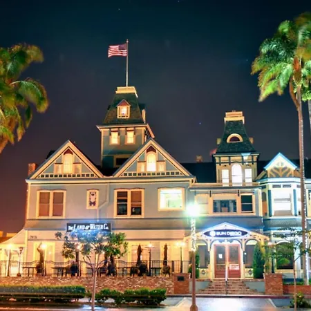 Holiday home Oceanfront On Sand, Walk To Village Carlsbad