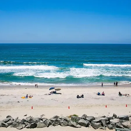 Holiday home Oceanfront On Sand, Walk To Village
