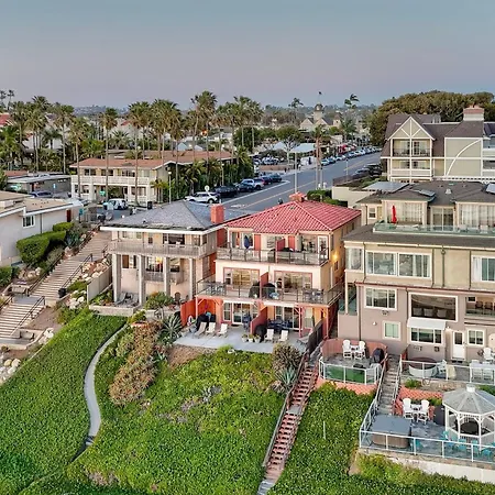 Apartment Oceanfront Condo, Private Balcony, Access, Sunset Views