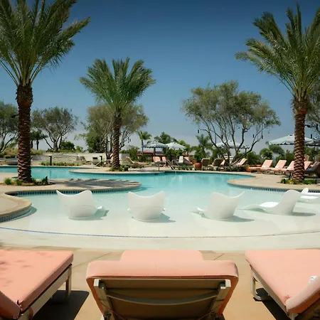 Solea, Autograph Collection 4* Carlsbad