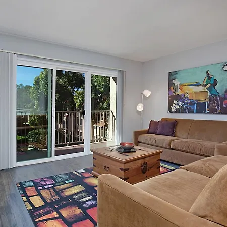 Apartment 2340 Hosp Way Condo