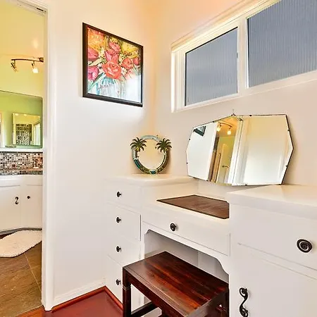 Holiday home #2361 - Lagoon Family Three-bedroom Holiday Carlsbad