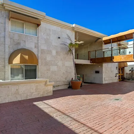 Holiday home Seashore On The Sand Located Directly On Sand Carlsbad