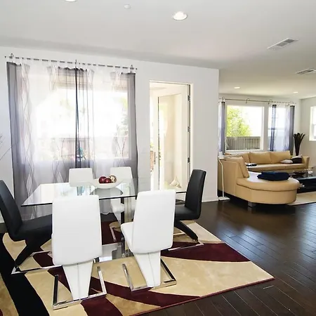 Stylish And Modern Vacation Near The Beach * Carlsbad