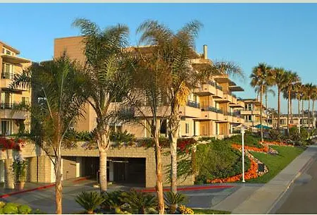 Seapointe Resort 3*
