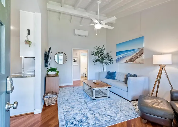 3080 Lincoln - Unit 12