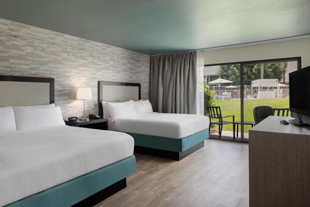 Resort By The Sea Carlsbad