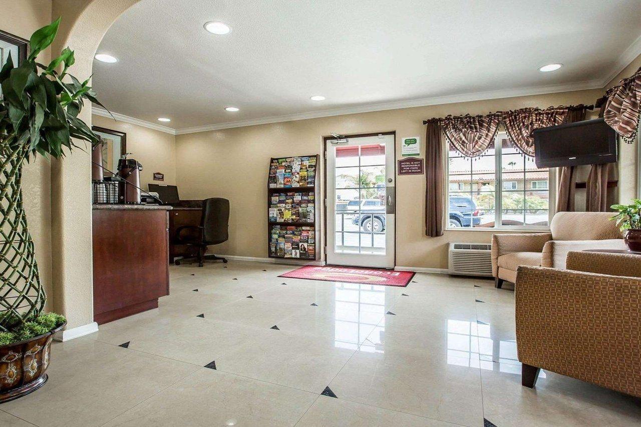 6 Carlsbad, Ca- North Hotel 2*