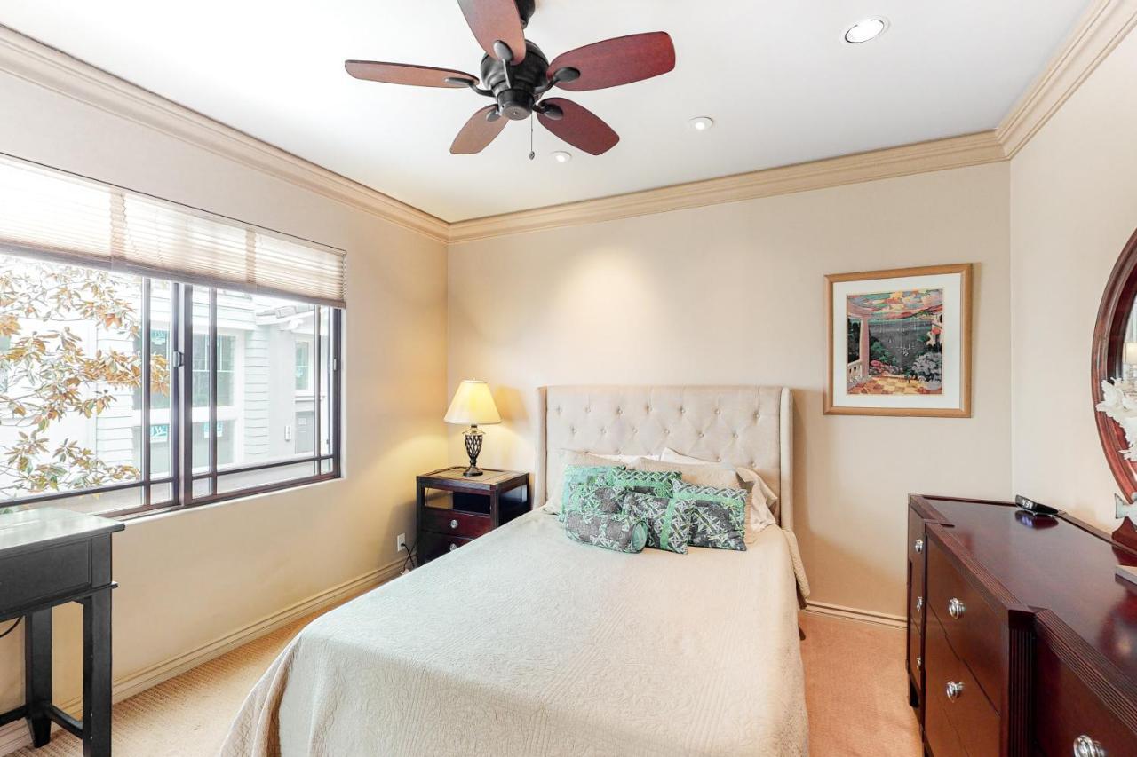 329 Oak Ave Apartment *