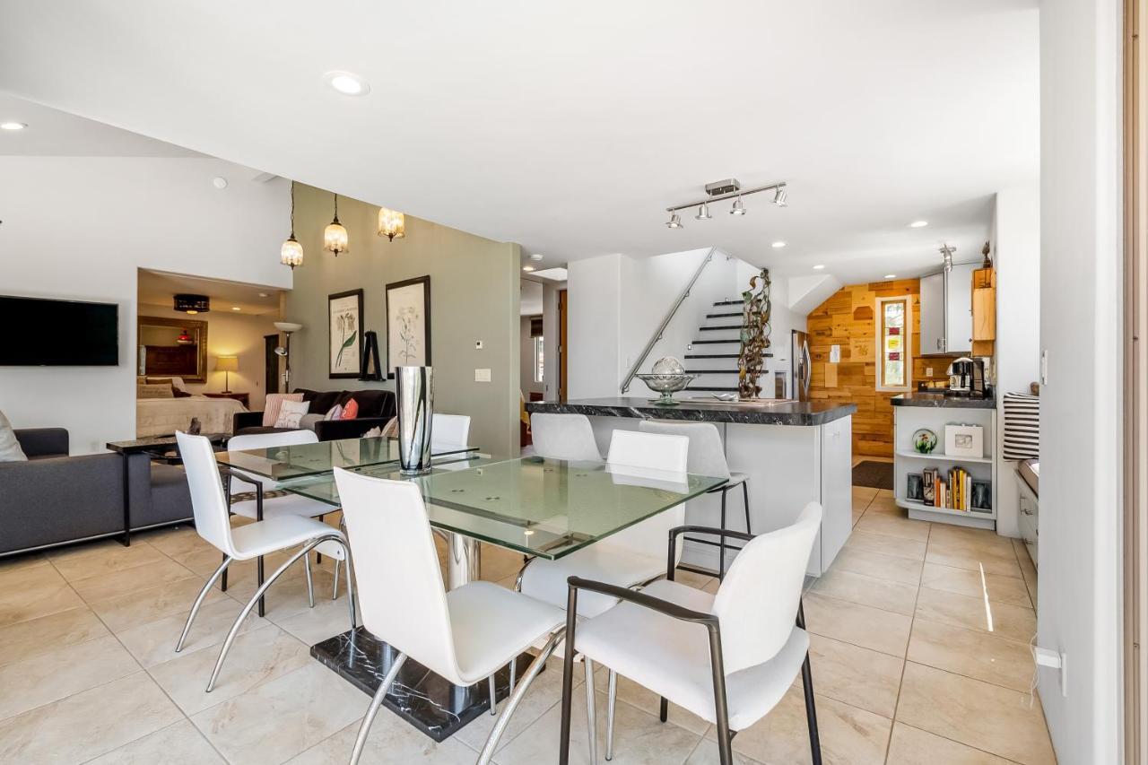 Fine Wines & Water Views Holiday home Carlsbad