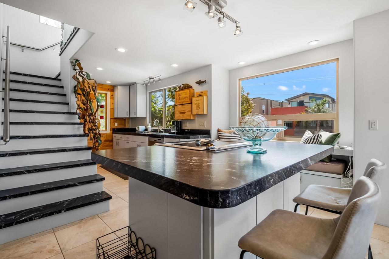 Fine Wines & Water Views Holiday home Carlsbad
