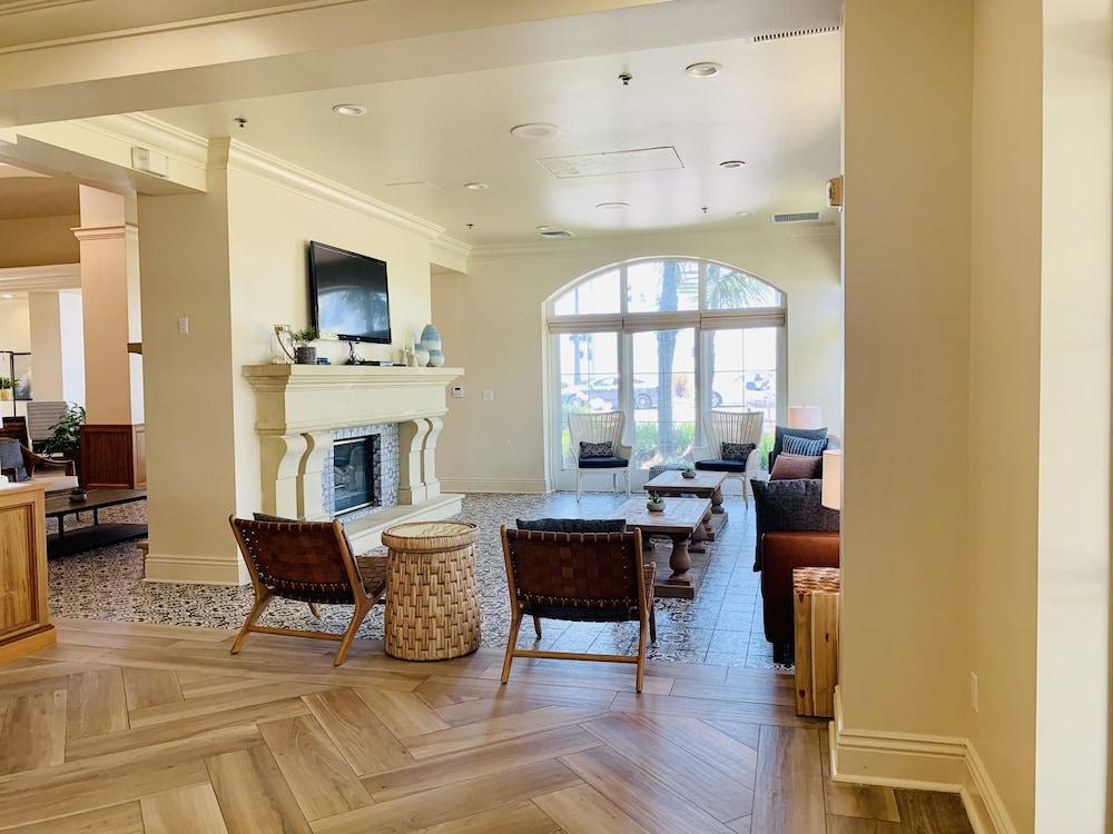 Hilton Garden 4*