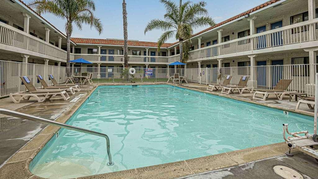 Hotel 6-carlsbad, Ca Carlsbad