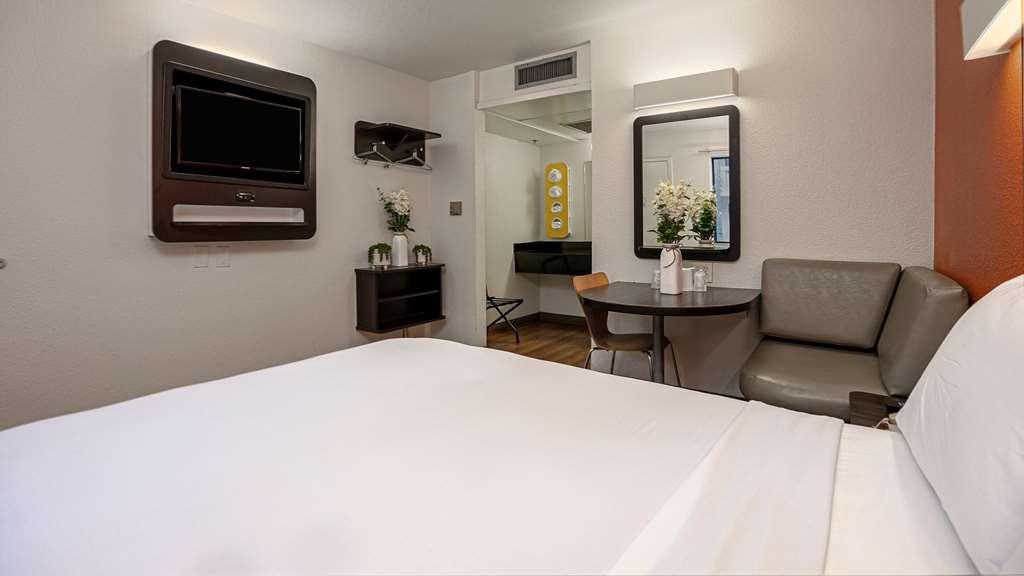 6-carlsbad, Ca Hotel