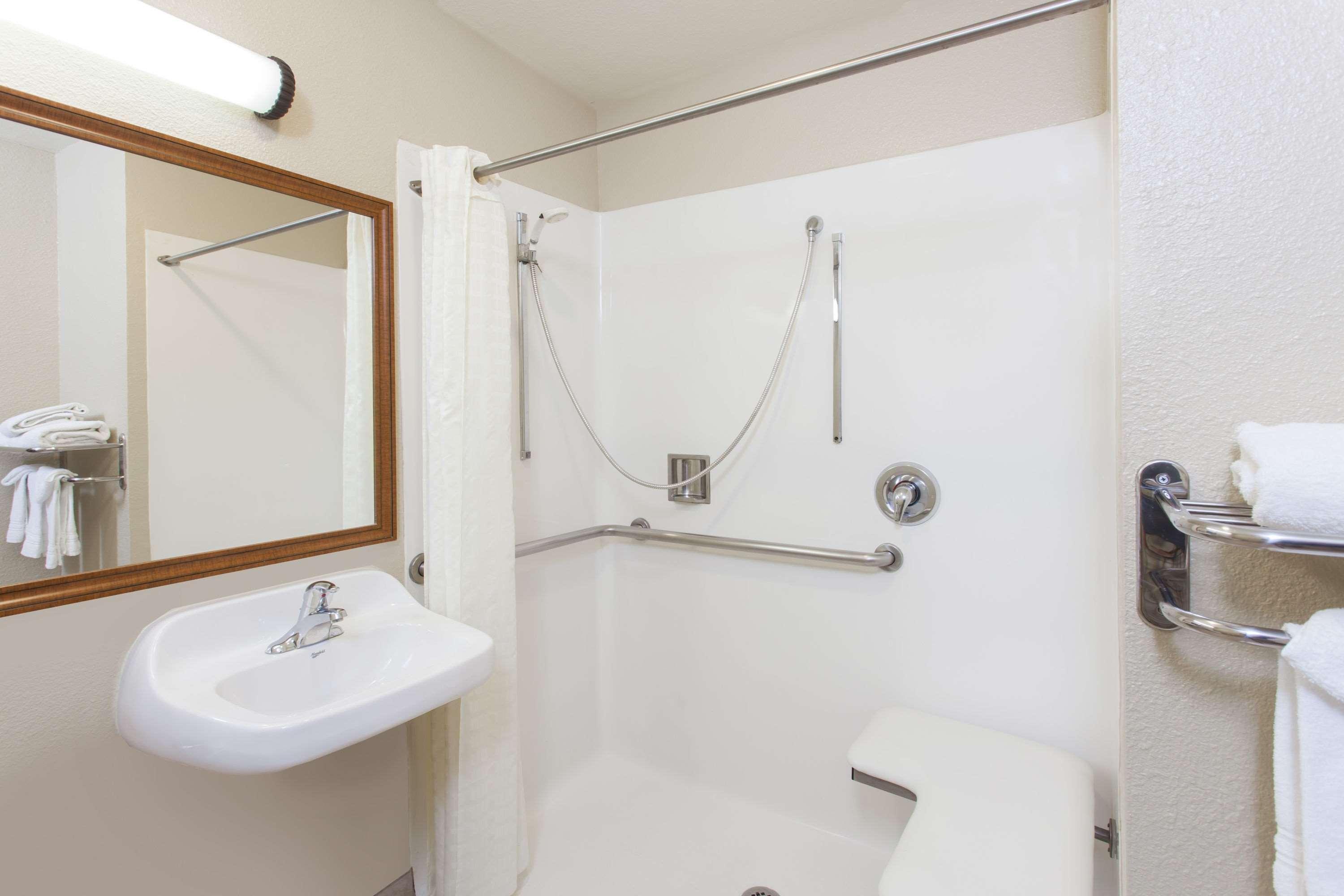Days By Wyndham Carlsbad