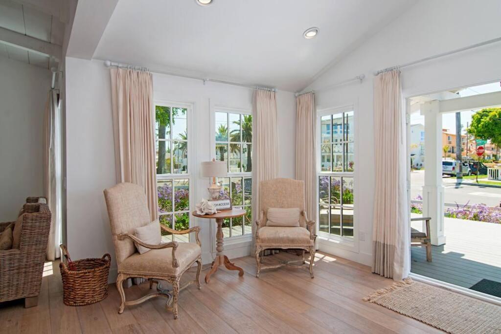 Walk To Beach, Ac, Firepit, Grill *