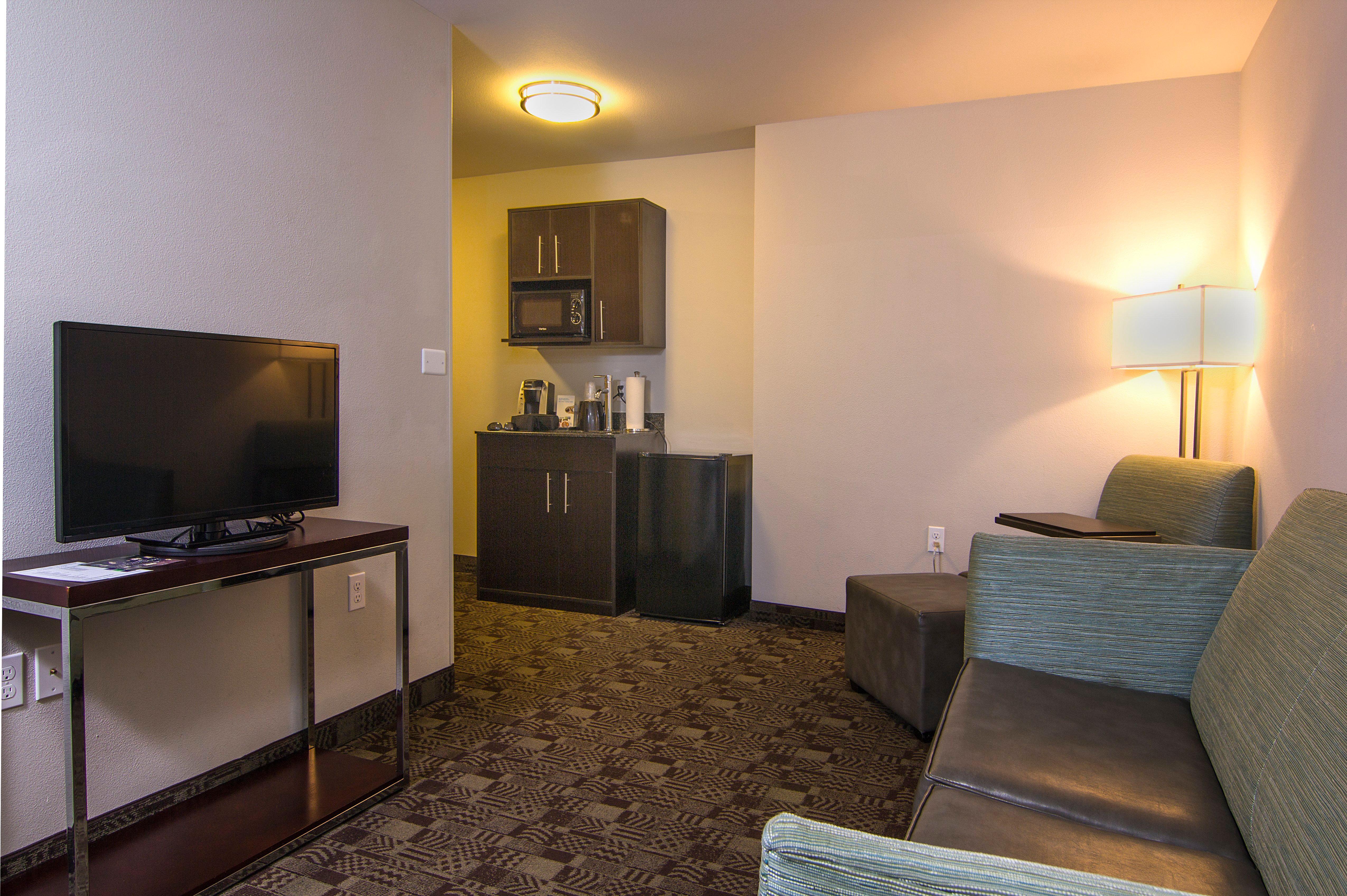 Express & By Ihg 3*