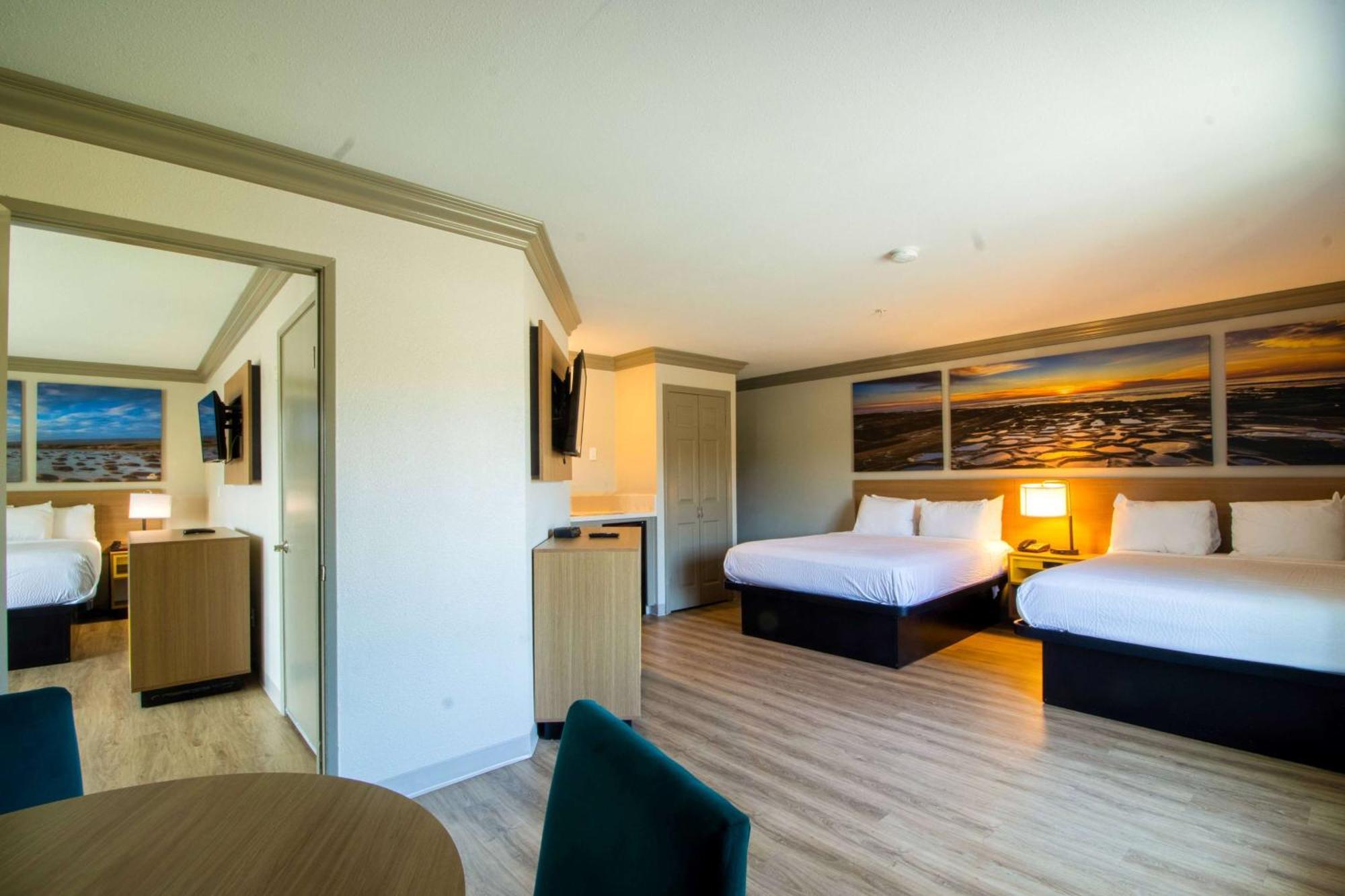 Days By Wyndham Carlsbad