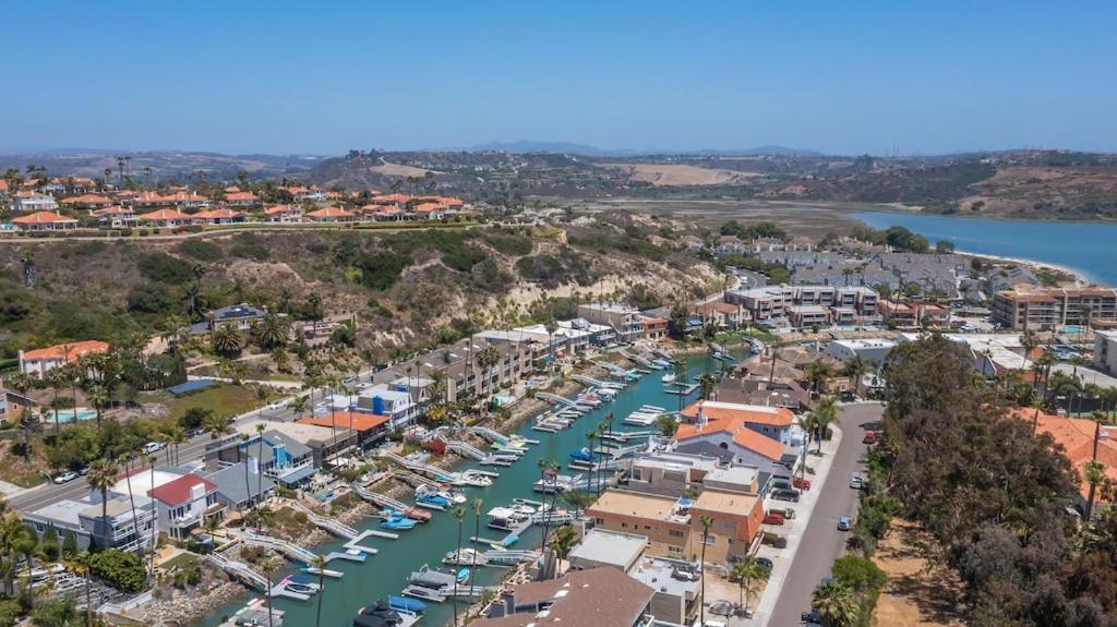 Blue Lagoon 3br/2.5bth Jacuzzi/kayak/paddle Boards Holiday home Carlsbad