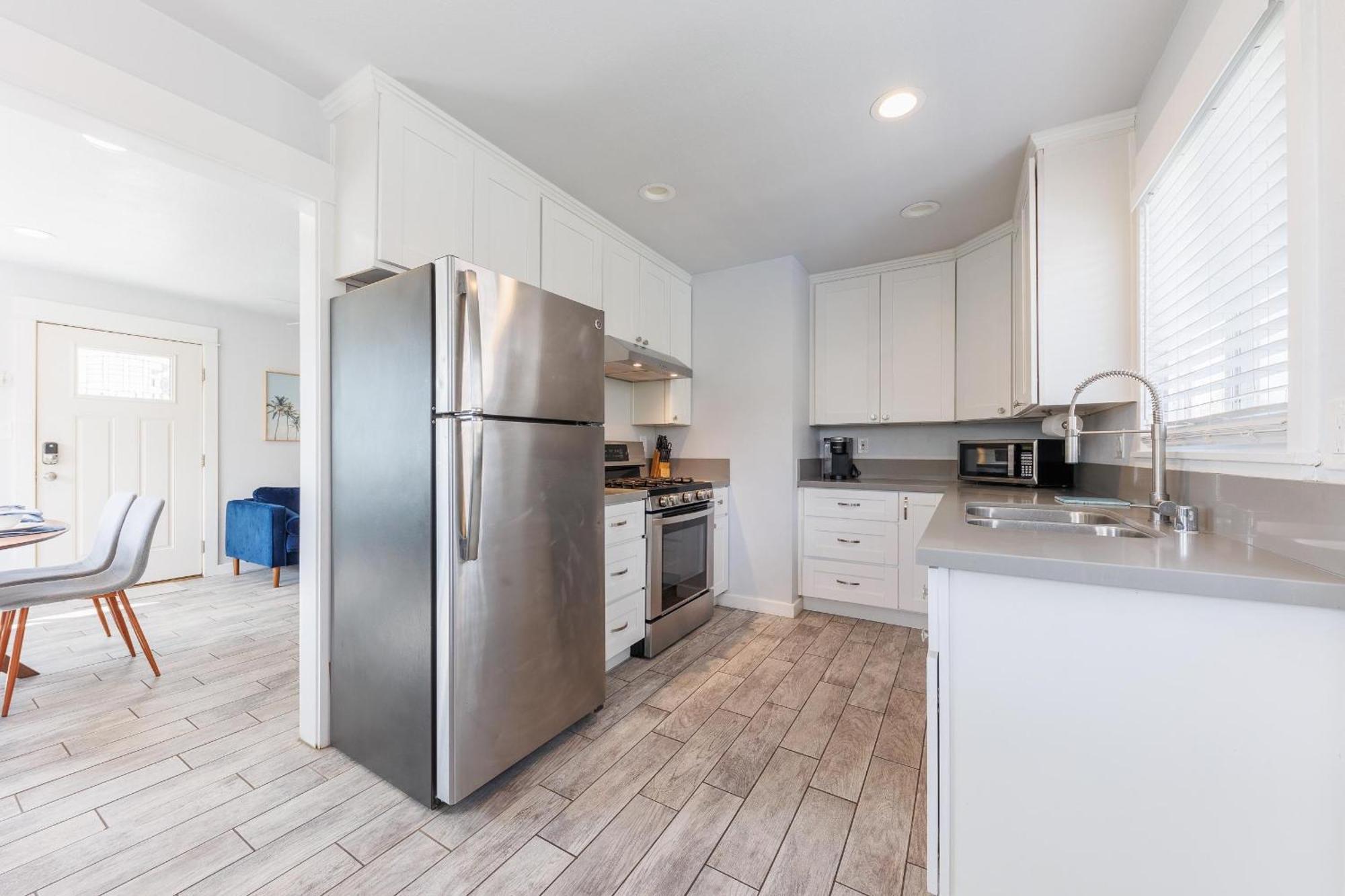 Charming - 4br, Sleeps 10, Pets Ok Holiday home Carlsbad