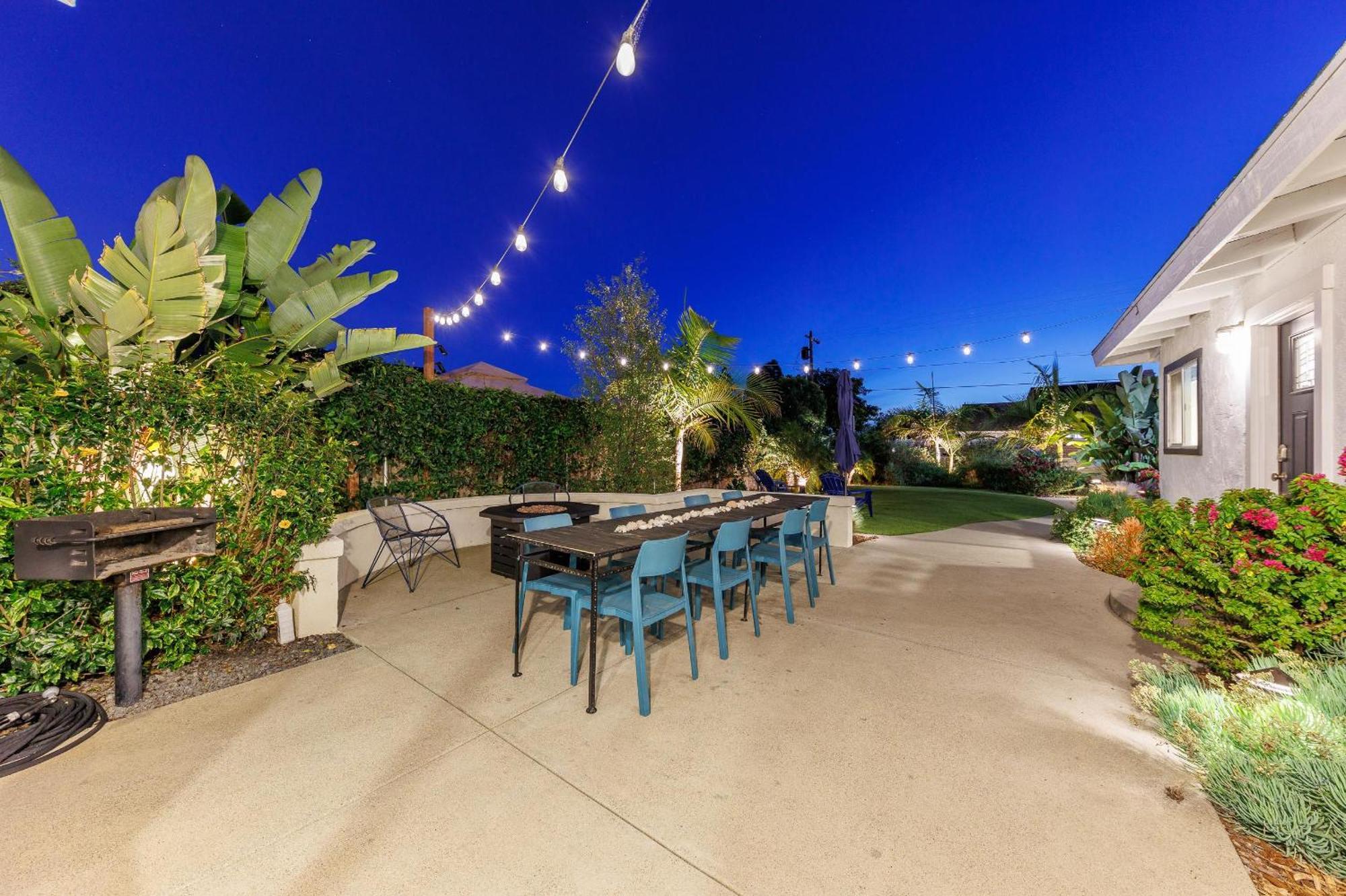 Charming - 4br, Sleeps 10, Pets Ok Holiday home