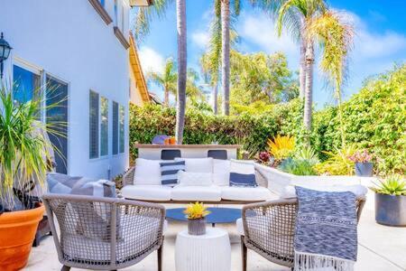 Dream House With Hot Tub Walk To *