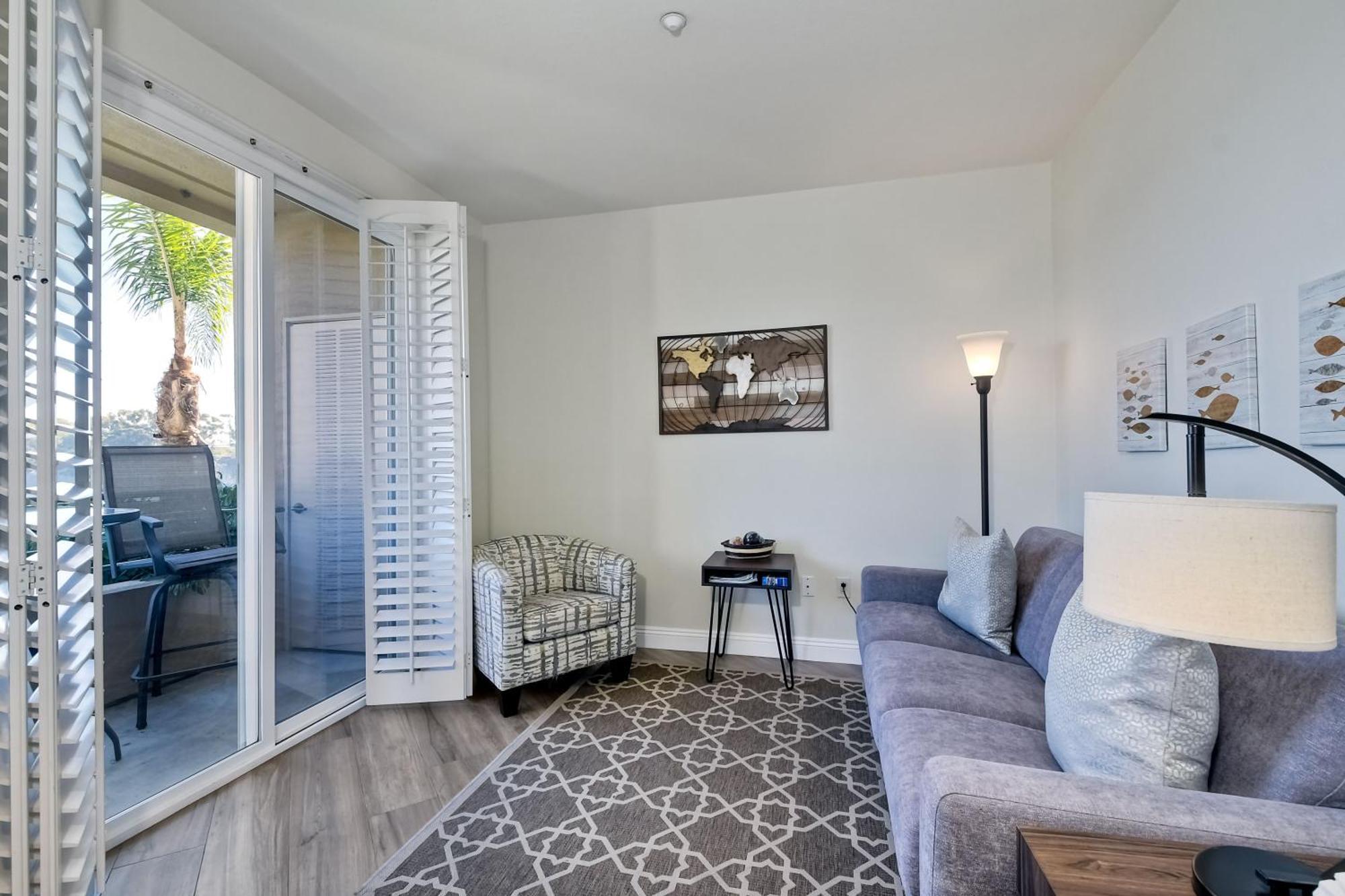 Holiday home Lagoon Views - Pool - Hot Tub - Gated Community *