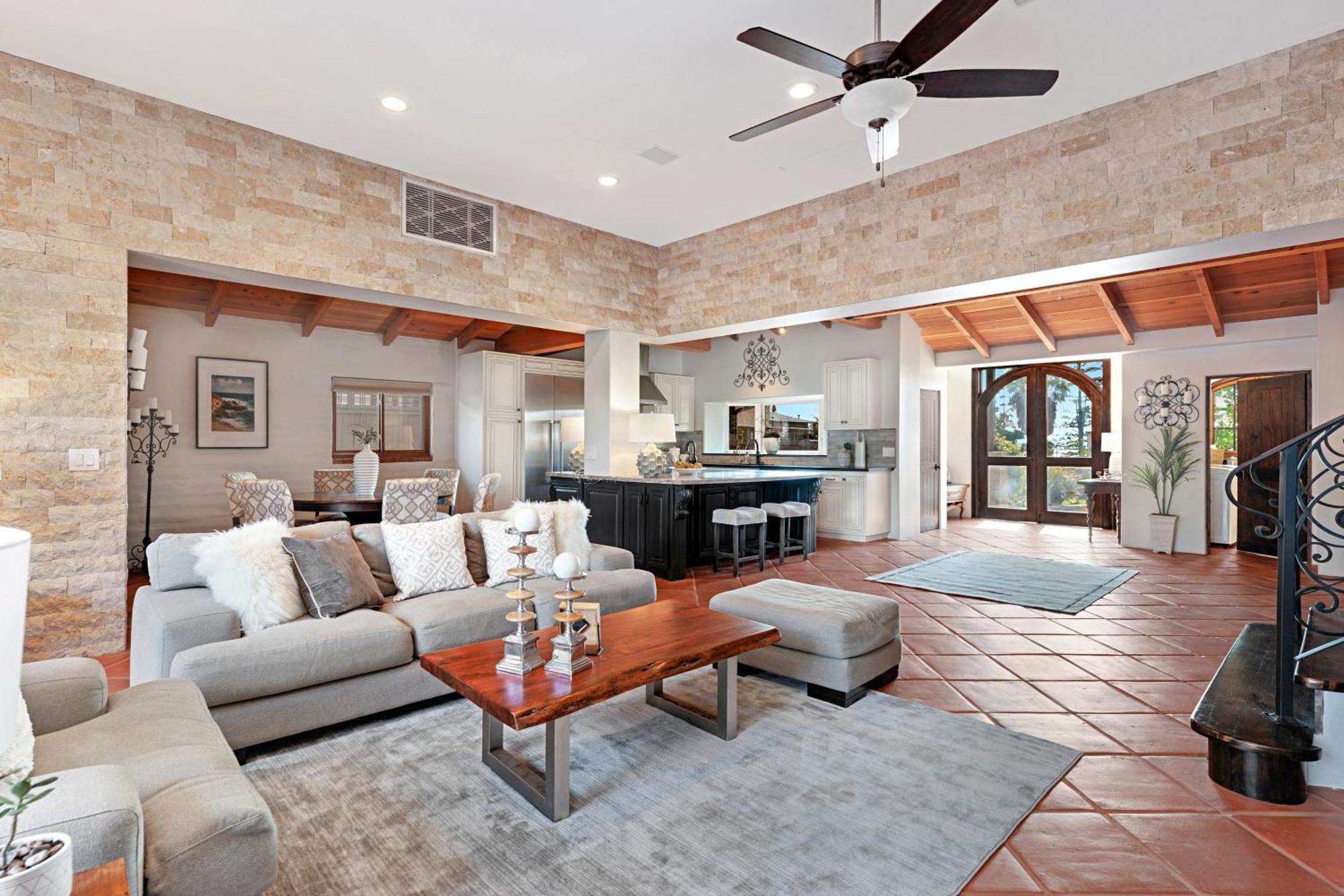 Rooftop Oceanview Patio - 5br Remodeled Holiday home Carlsbad
