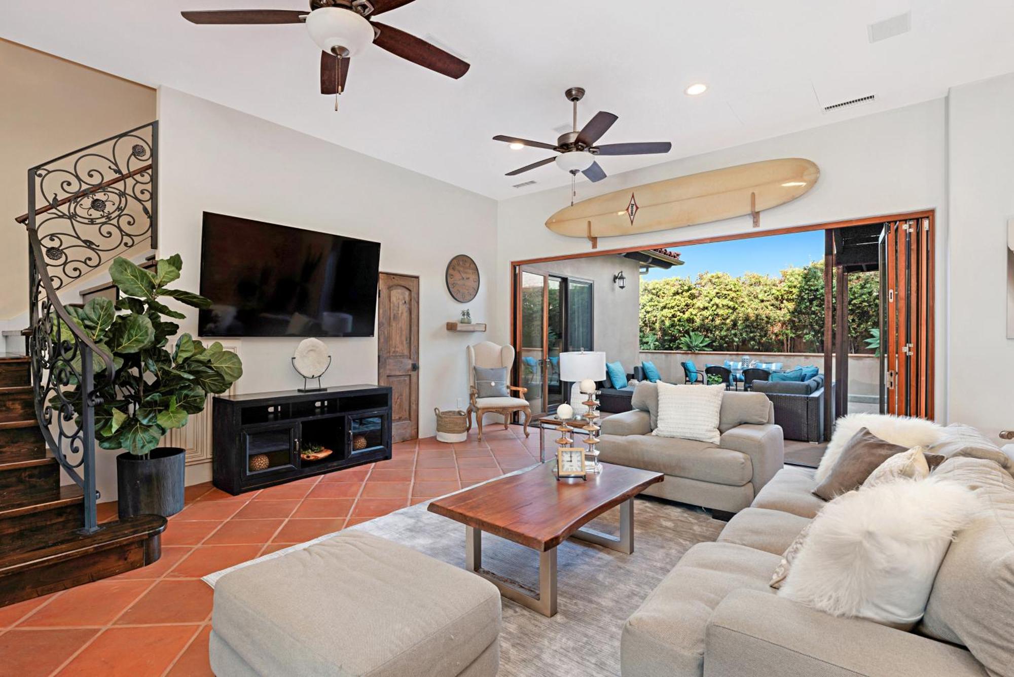 Rooftop Oceanview Patio - 5br Remodeled Holiday home *