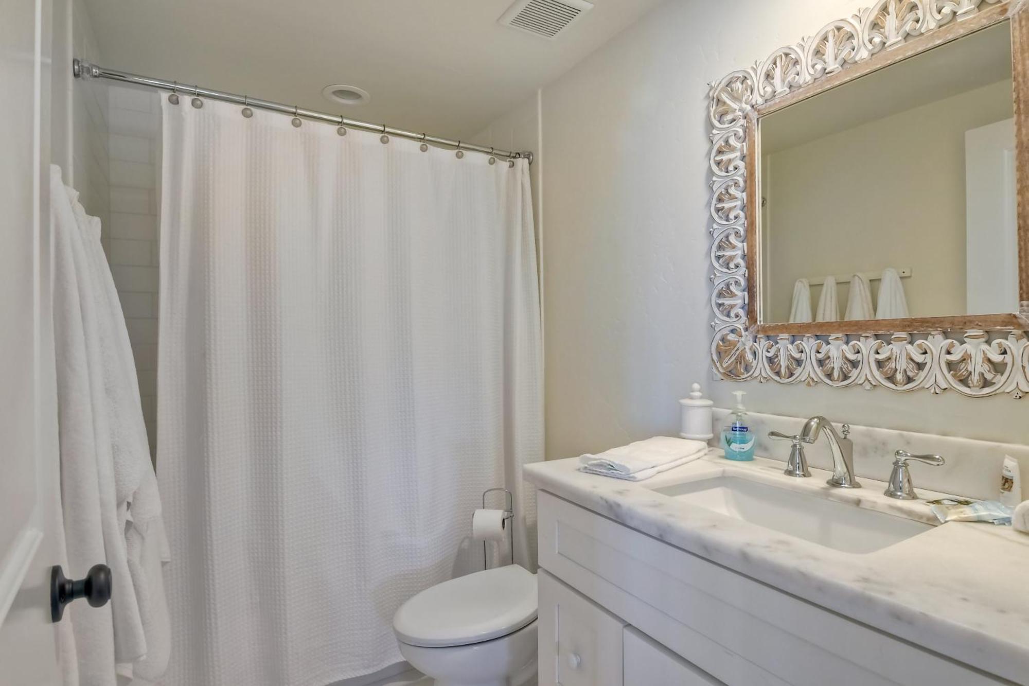 Holiday home Juniper Entire - Sleeps 18 - Oceanfront Carlsbad