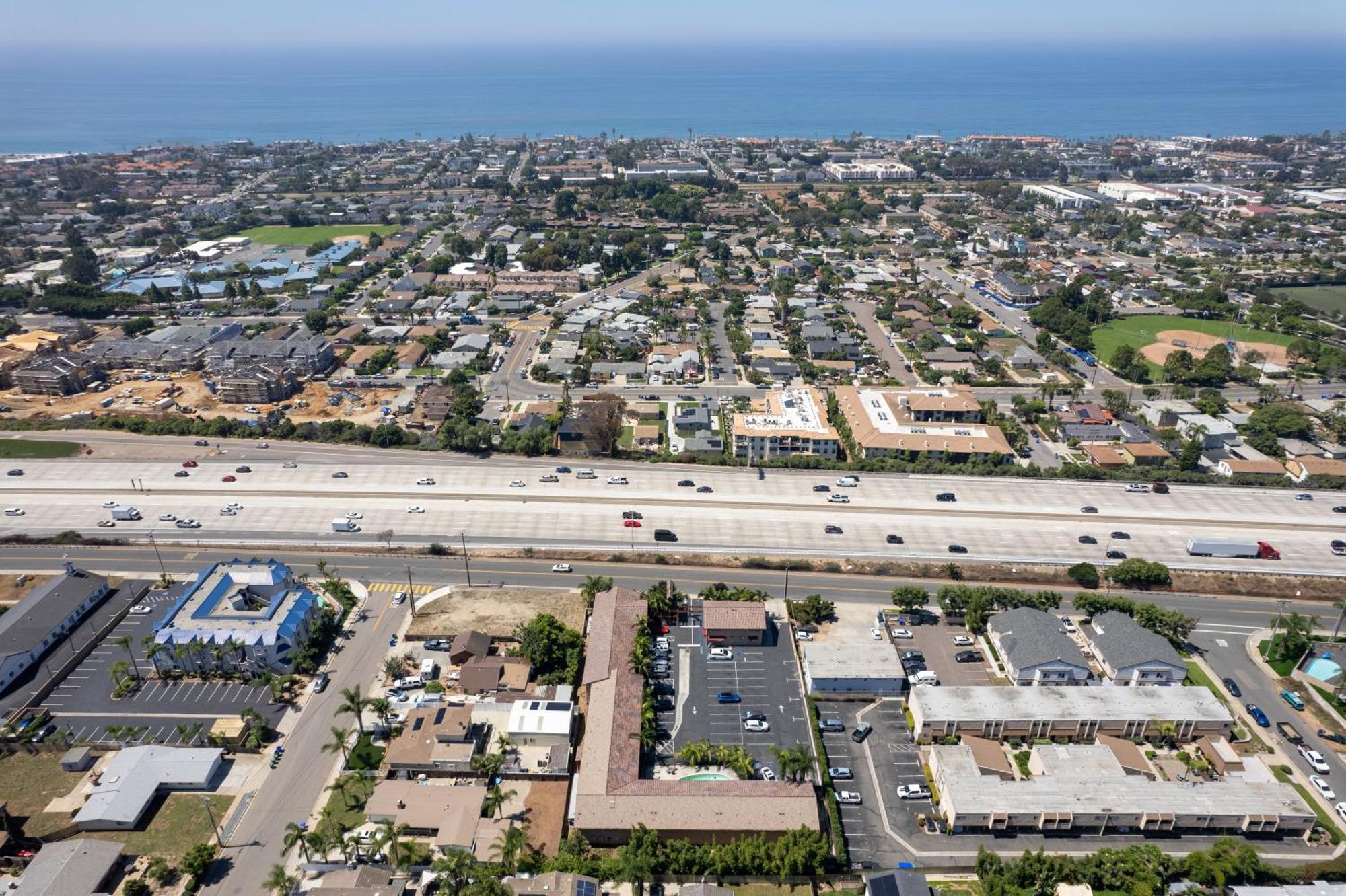 Hotel 6 Carlsbad, Ca- North 2*