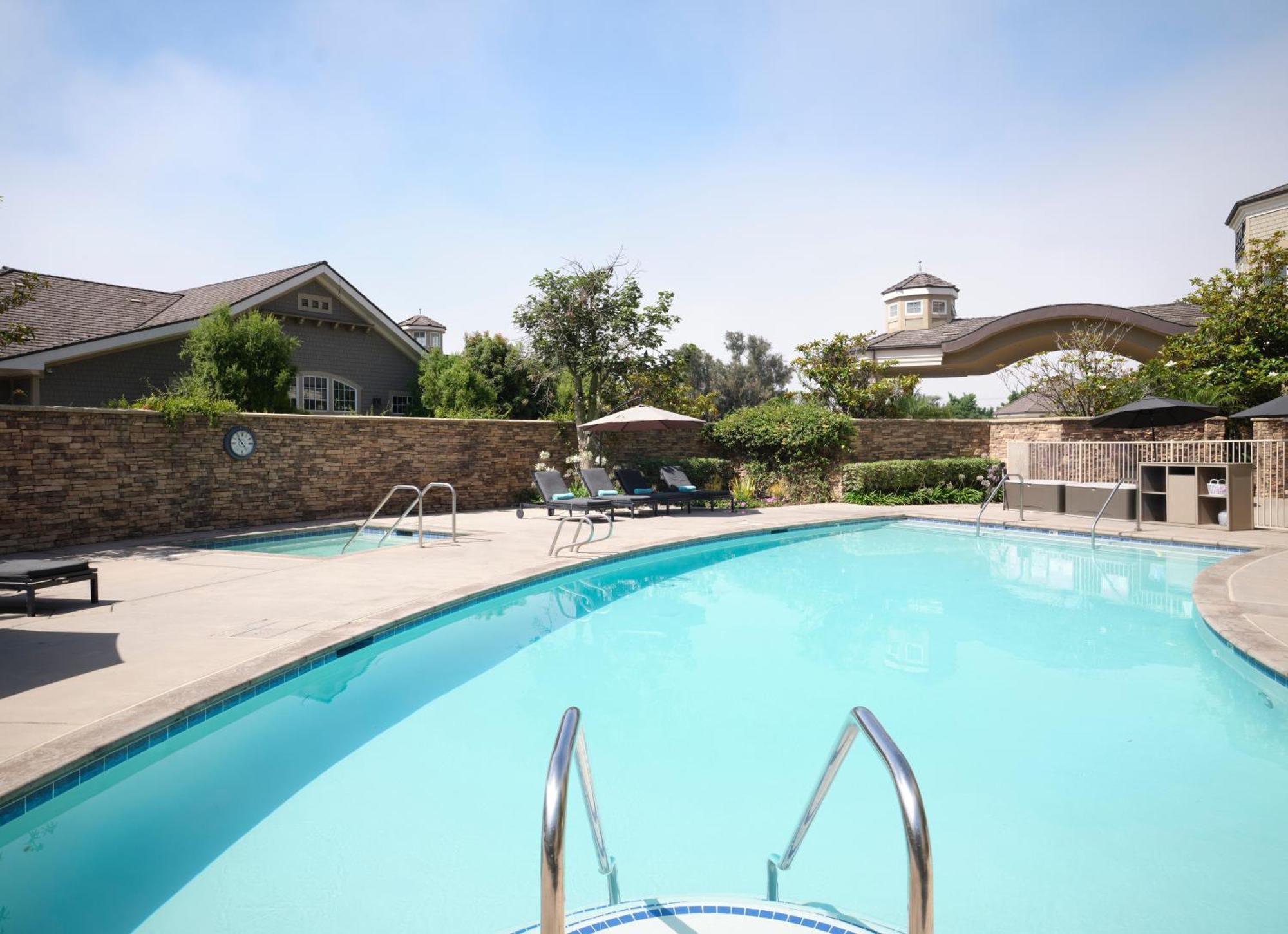 Hotel West & Carlsbad