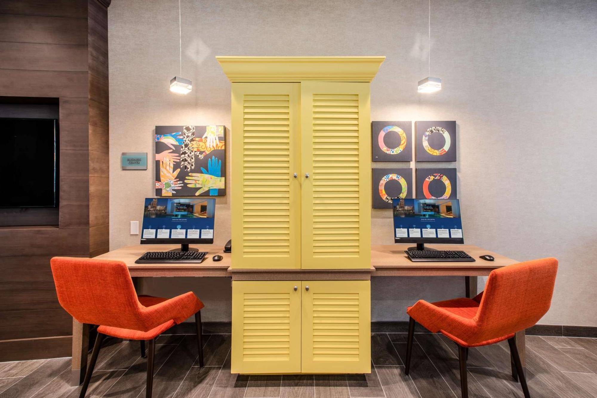 Home2 By Hilton Carlsbad, Ca